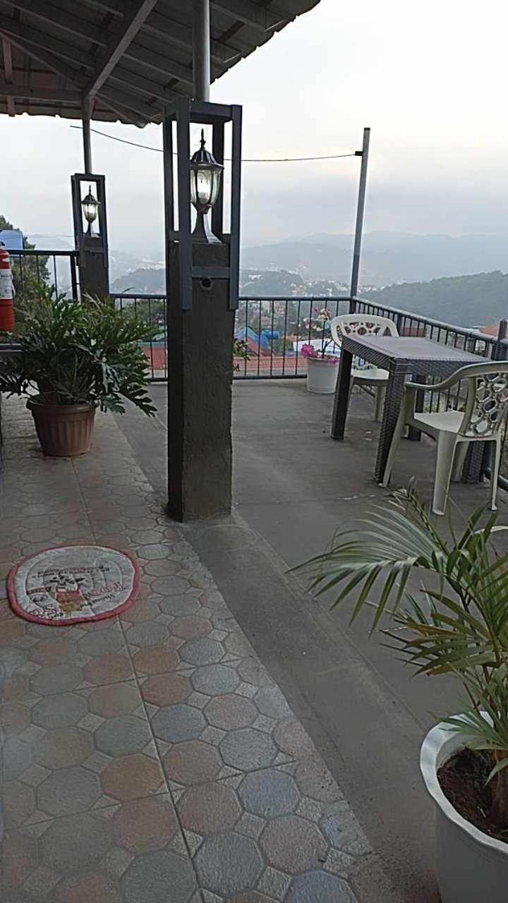 De Hagan Transient Baguio City Eksteriør billede